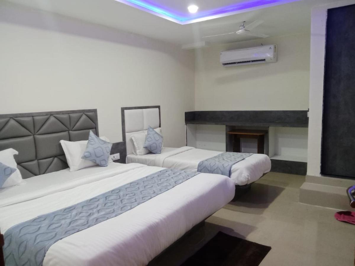 Hotel Rk Villa Vadodara Extérieur photo