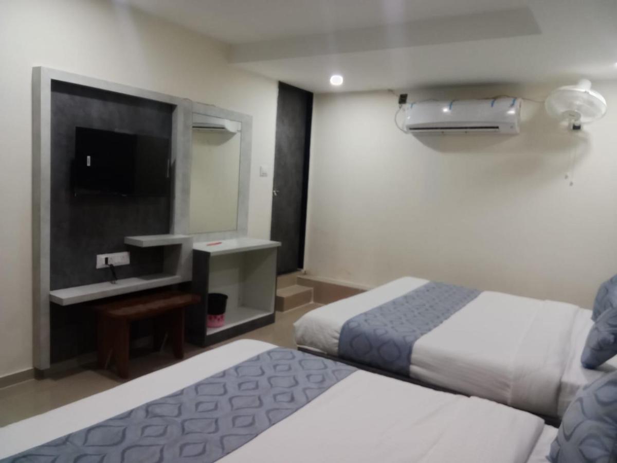 Hotel Rk Villa Vadodara Extérieur photo