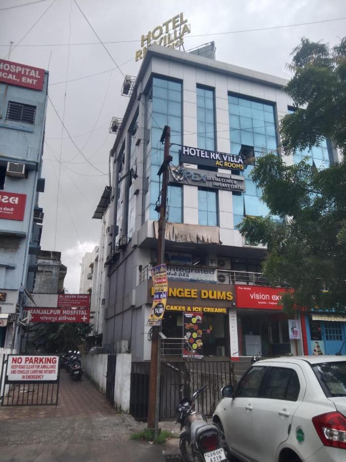 Hotel Rk Villa Vadodara Extérieur photo