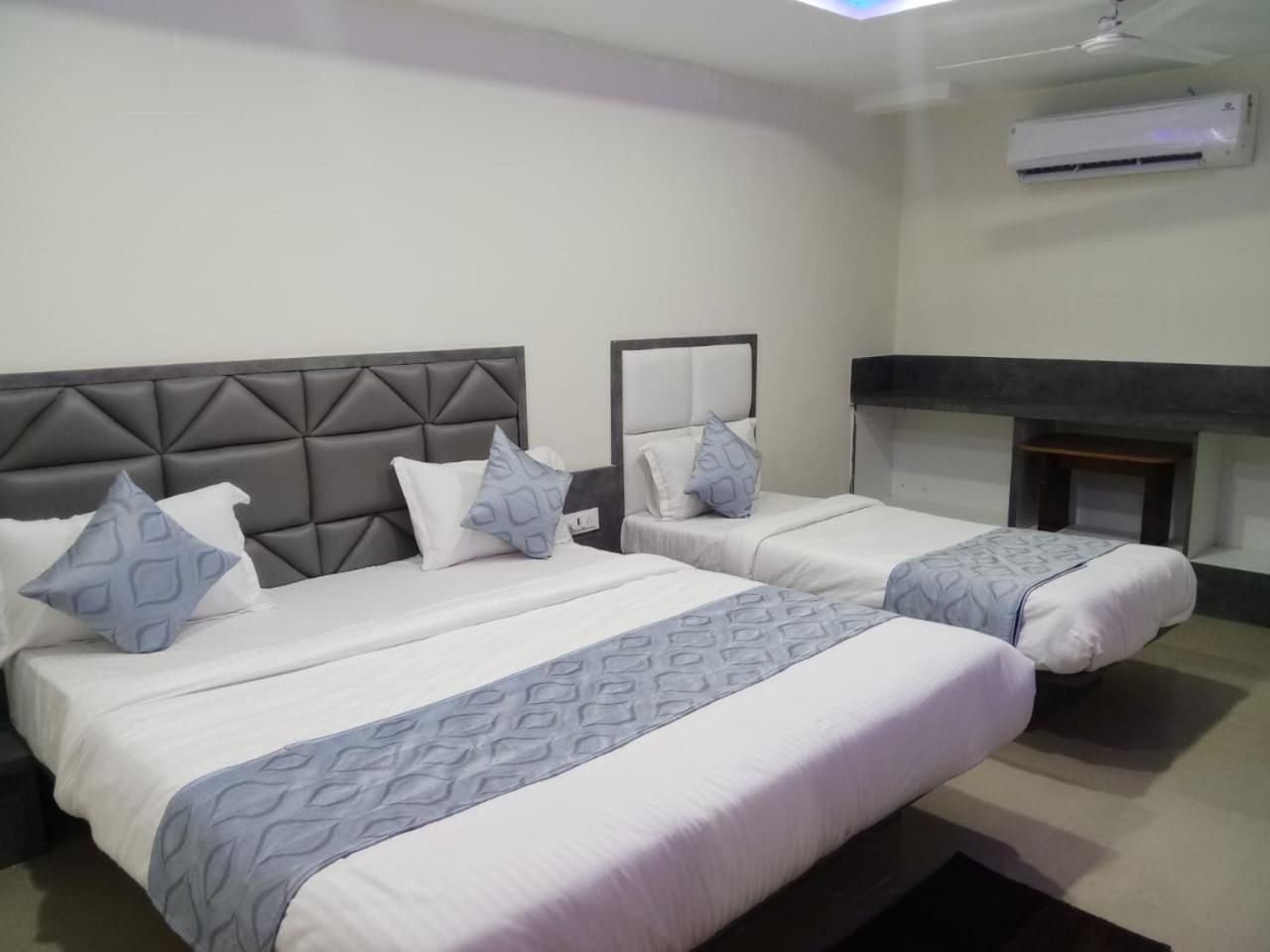 Hotel Rk Villa Vadodara Extérieur photo